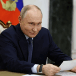 Владимир Путин поздравил российских шахматисток с победой на командном чемпионате мира